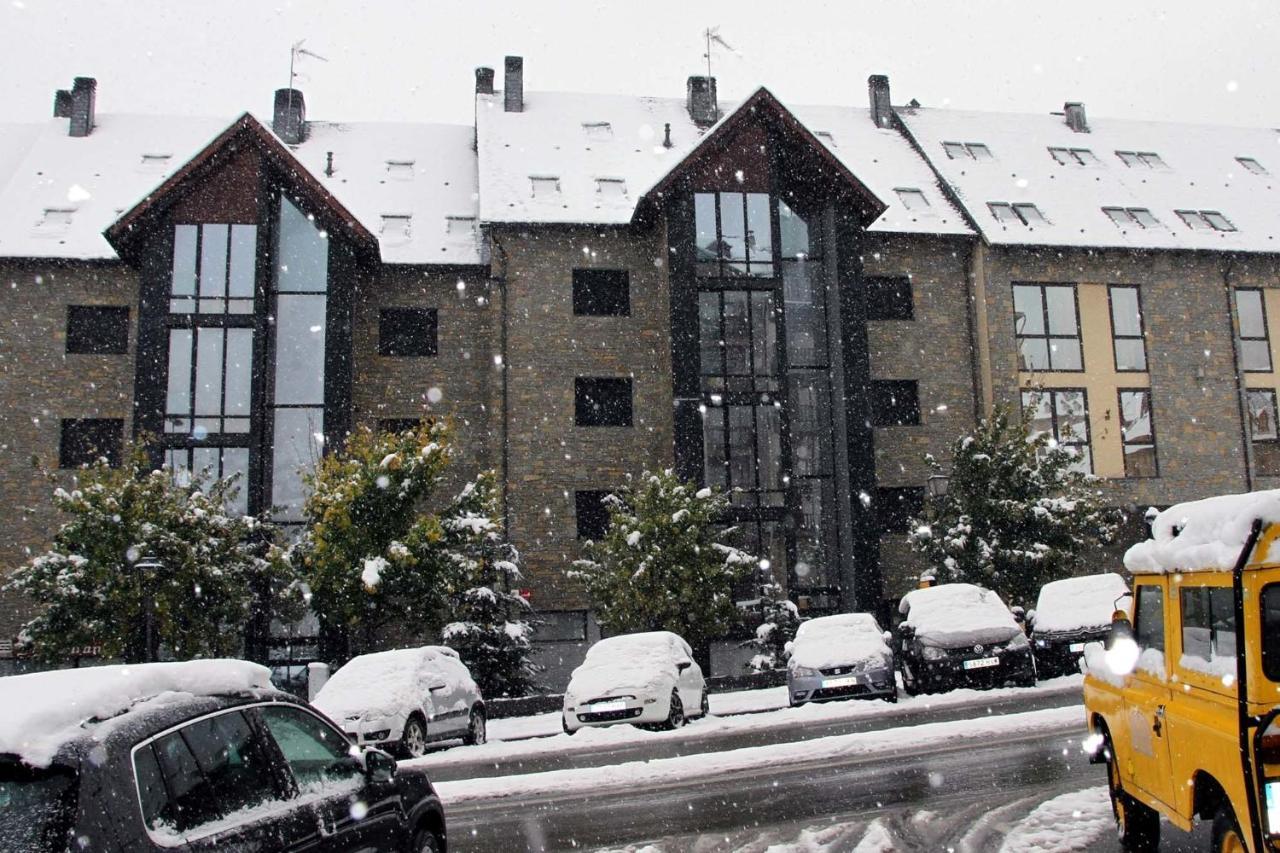 Apartmán Vielha Centrico Calbeto Fu Exteriér fotografie
